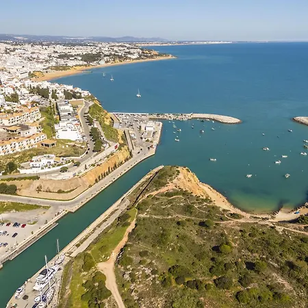 Appartement Marina Breeze With Pool - 900m From The Albufeira