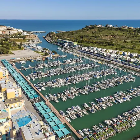 Marina Breeze With Pool - 900m From The * Albufeira