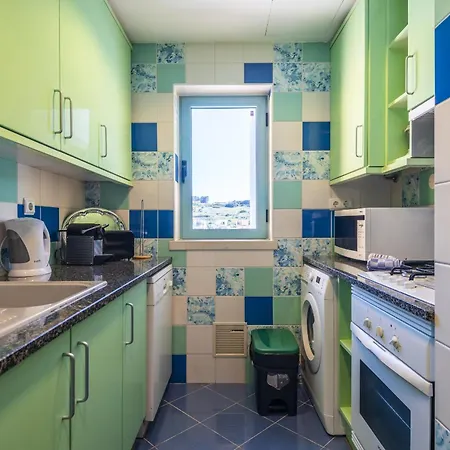 Appartement Marina Breeze With Pool - 900m From The